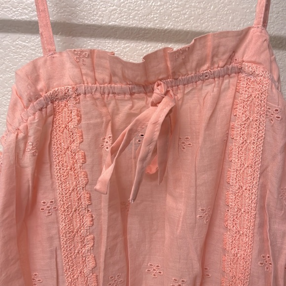 Cute cropped blouse - Picture 2 of 2